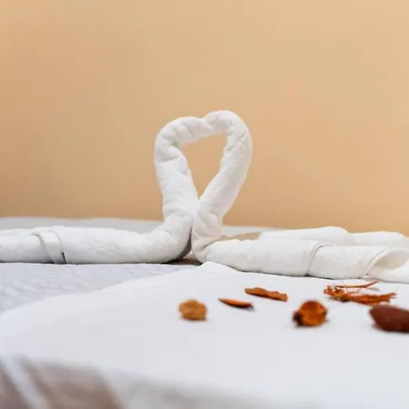 Eagle's Nest آيجيون