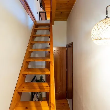 Eagle's Nest * Aigio