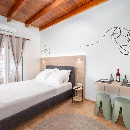 Eagle's Nest Égio