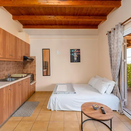 Eagle's Nest Apartment *