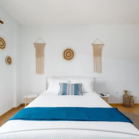 Eagle's Nest Apartment Aigio