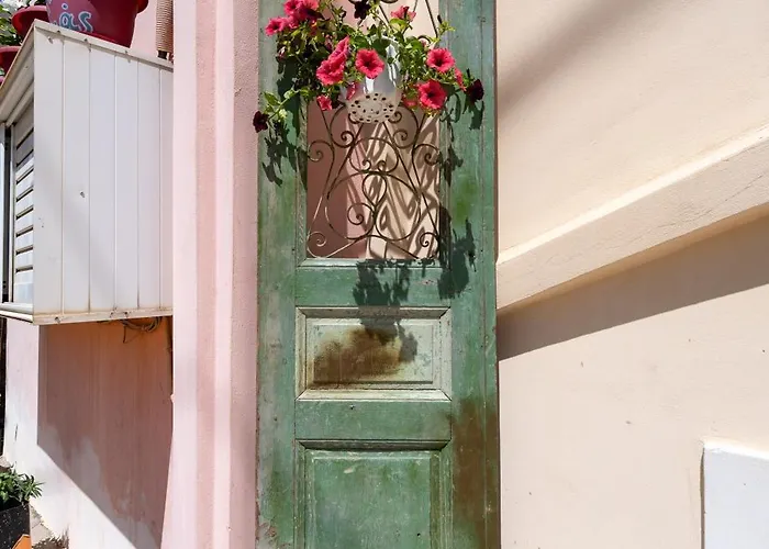 Eagle's Nest * Égio